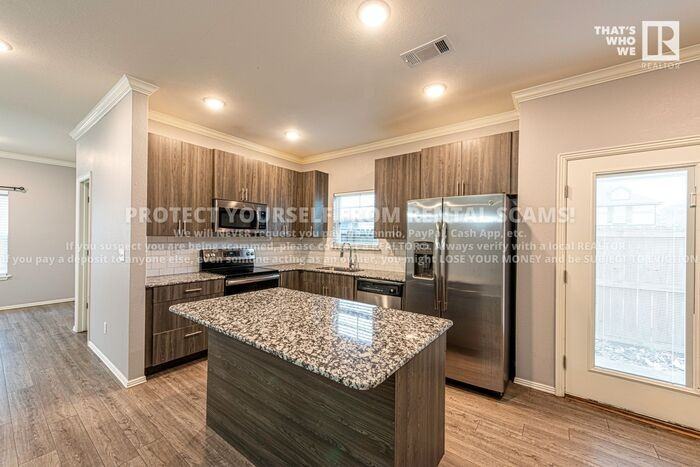 1272 N Corsica Dr - Photo 5 of 19