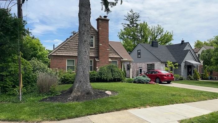 2400 Hillview Ave - Photo 4 of 42