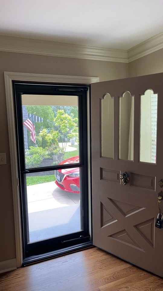 2400 Hillview Ave - Photo 6 of 42
