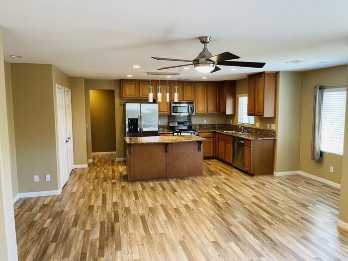 1351 Isabella Way - Photo 5 of 31