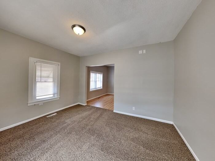 4748 W 125th St - Photo 3 of 21