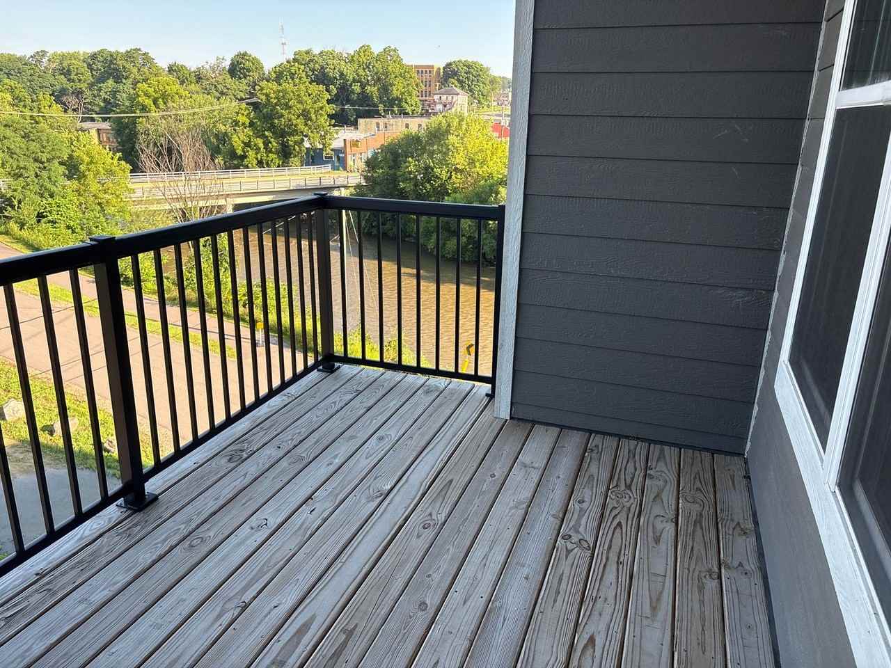 Rapid River Apartments - Photo 7 of 50