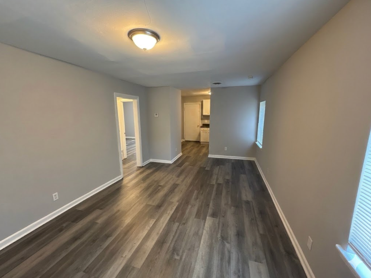 310 Jones St - Photo 3 of 10