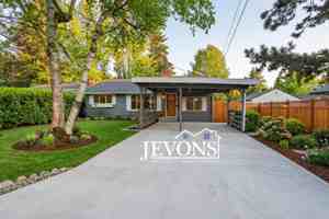 featured image of 3571 E B St