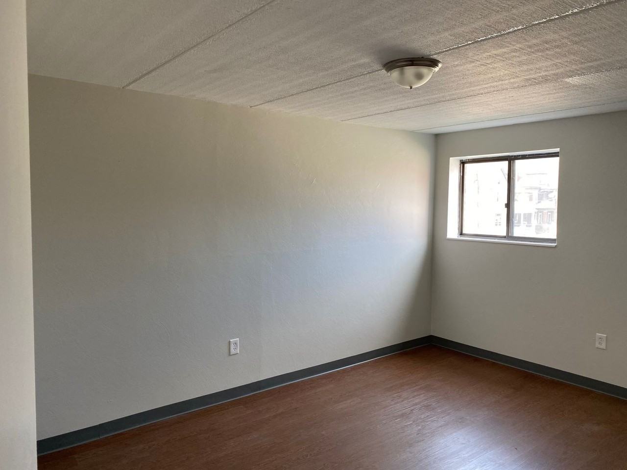 462 South Ave - Photo 2 of 13