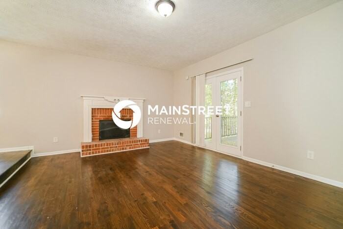 801 Redland Dr - Photo 3 of 16