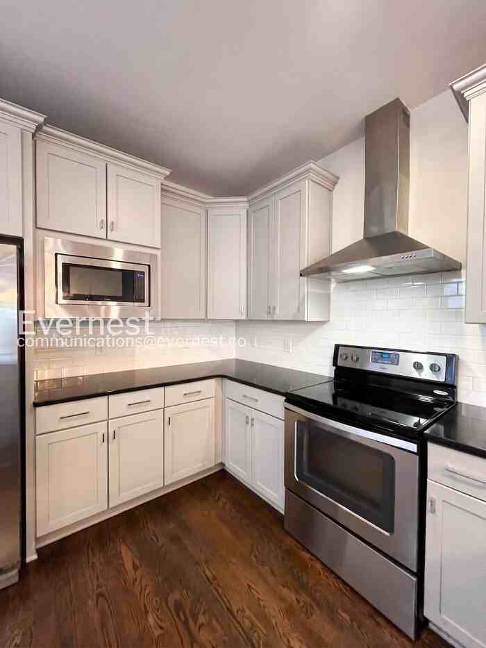 1003B Spain Ave - Photo 4 of 37