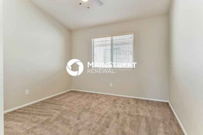 41805 W Sunland Dr - Photo 6 of 15