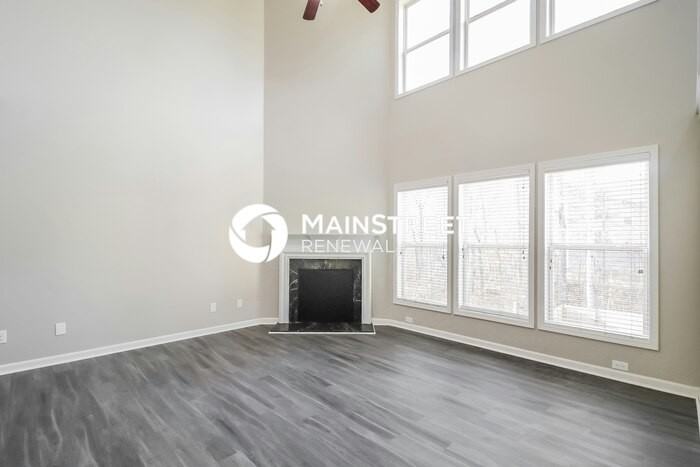 2618 Southhaven Ln - Photo 2 of 16