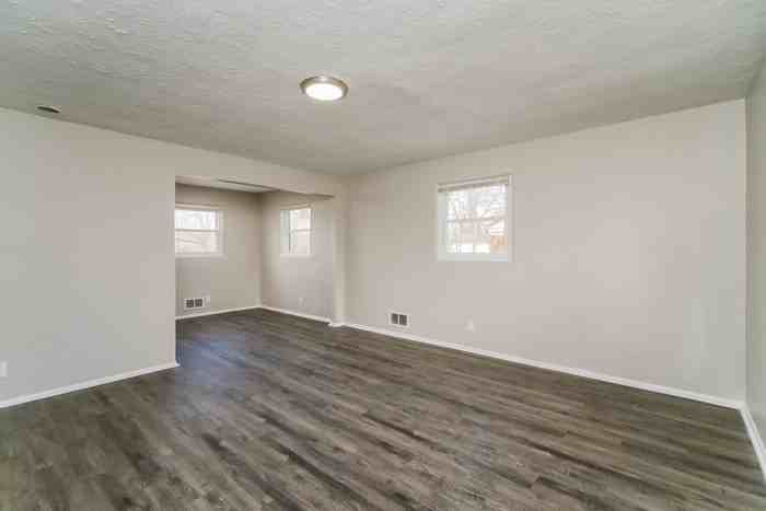 4214 N Whittier Pl - Photo 3 of 11