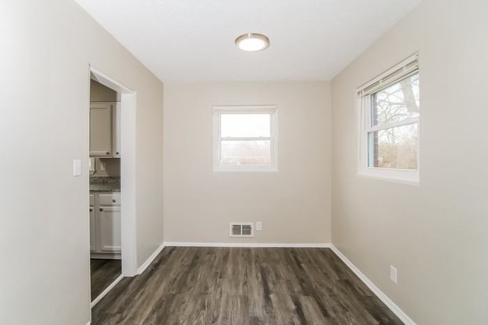 4214 N Whittier Pl - Photo 4 of 11