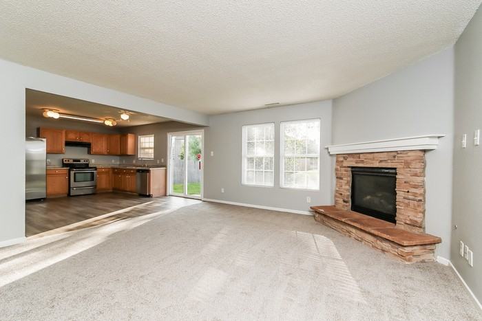 1710 Elijah Blue Dr - Photo 5 of 12