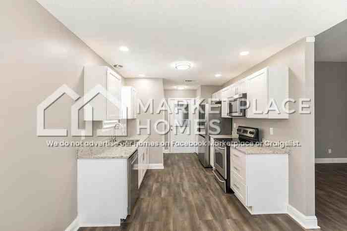 415 Covington Cv - Photo 7 of 29