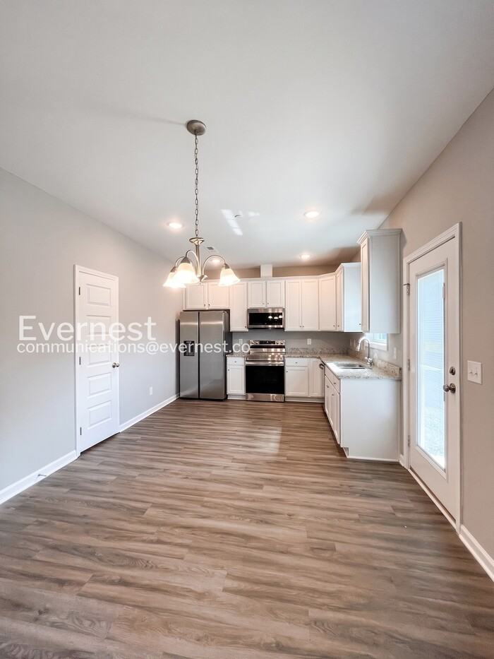 1105 Prospect Ct - Photo 2 of 34