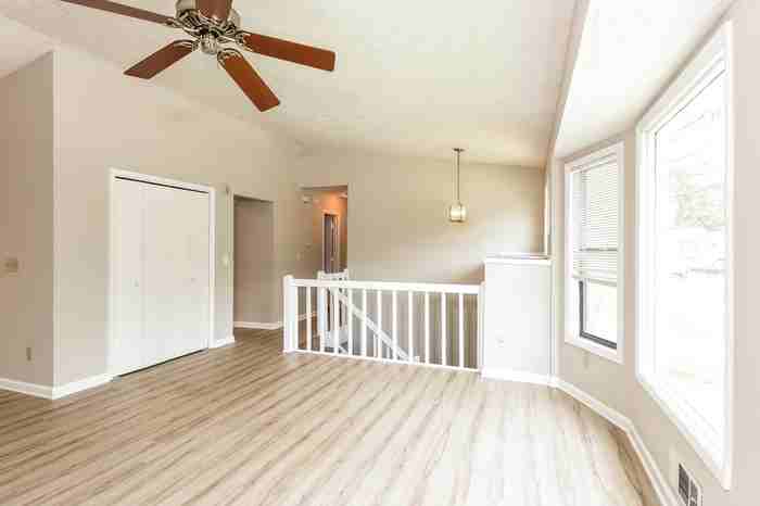 5975 Wellborn Trl - Photo 7 of 19
