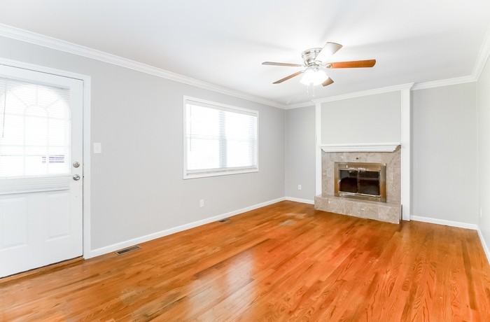 1692 Citadel Pl - Photo 2 of 9