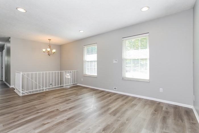 404 Westgate Dr - Photo 4 of 12