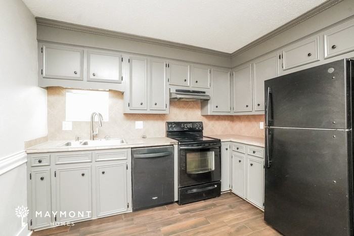 1020 College South Cv - Photo 6 of 11