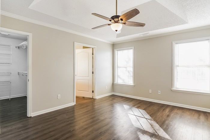 10124 Chandlers Xing - Photo 7 of 11