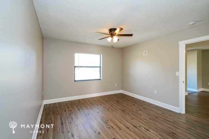 2302 Maple Hill Dr - Photo 6 of 12