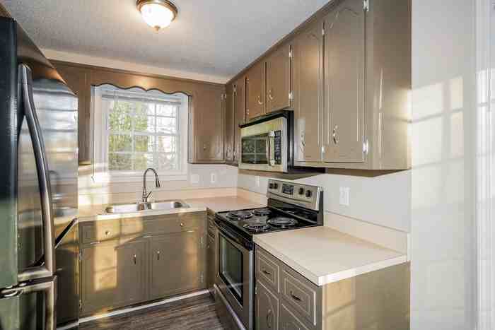2704 Knob Ct - Photo 7 of 13