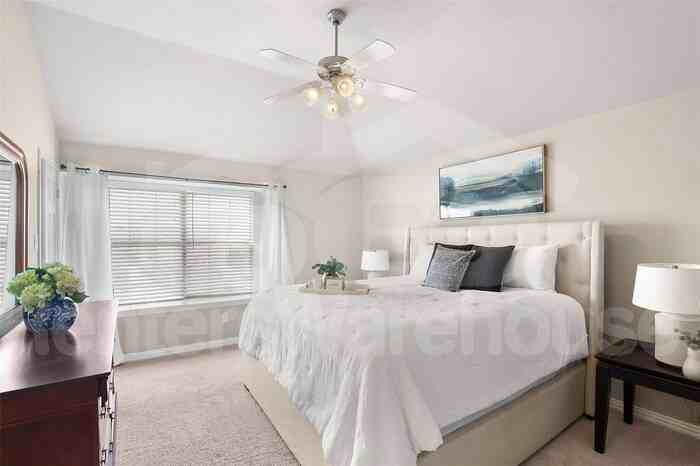 3612 Vienna St - Photo 7 of 45