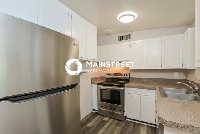 1641 S Cloverland Ave - Photo 5 of 16