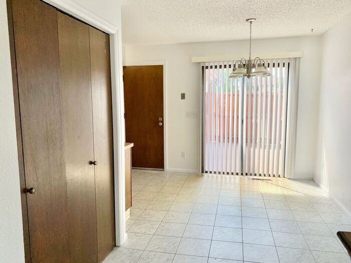 1543 Kennedy Ave - Photo 6 of 13