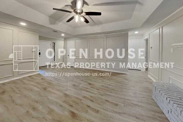 4819 Gaylewood Ct - Photo 5 of 20