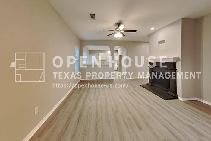 1225 Goodland Ter - Photo 4 of 20