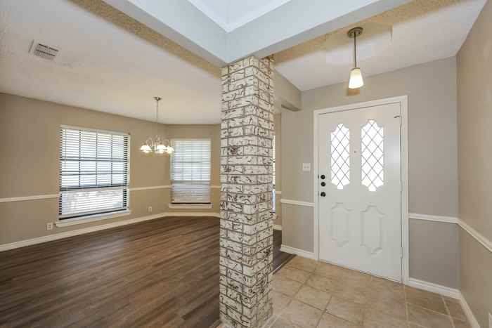 106 Pueblo Dr - Photo 3 of 20