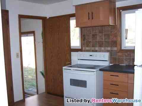 14510 15th Ave N - Photo 6 of 16
