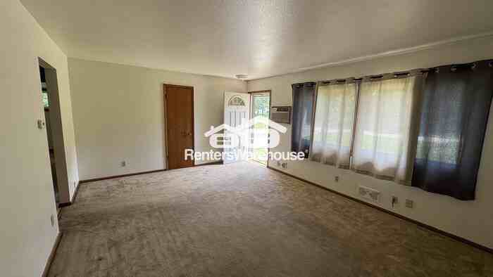 14510 15th Ave N - Photo 7 of 16