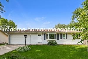 featured image of 929 Oriole Dr