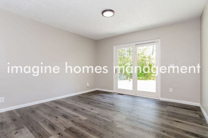 973 W Kemper Rd - Photo 6 of 18