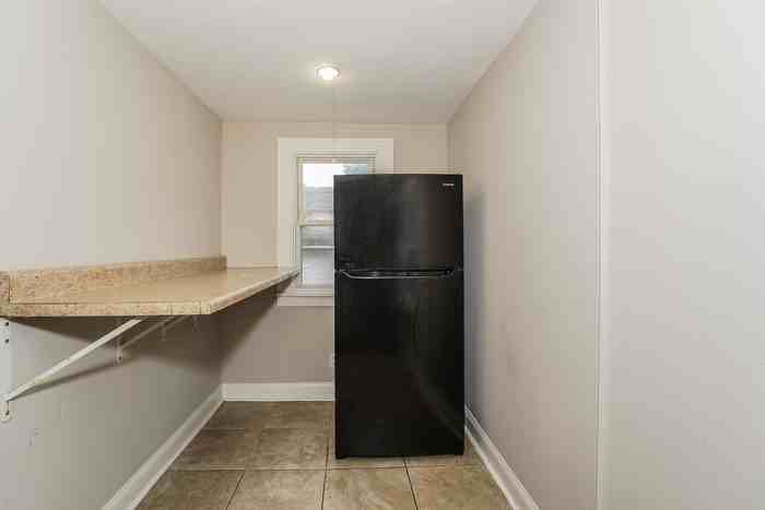 3412 Kildare Rd - Photo 6 of 15