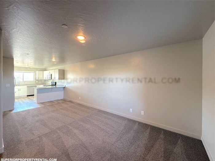 184 N Lone Rock Dr #B104 - Photo 7 of 24