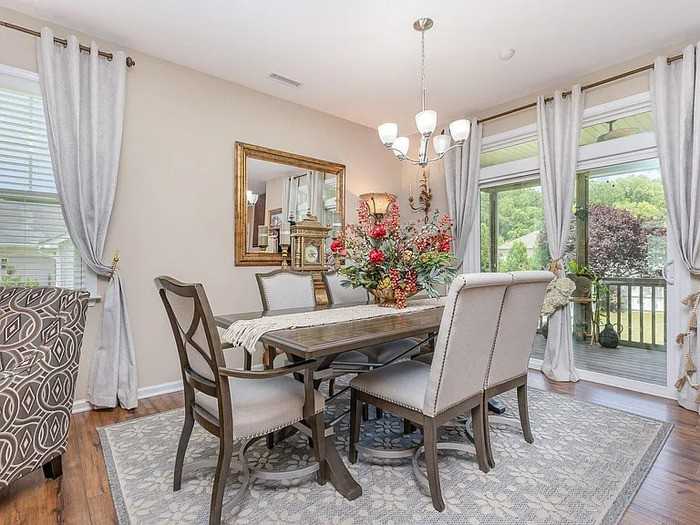 1205 Barnford Mill Rd - Photo 3 of 17