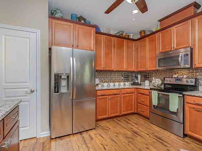 1205 Barnford Mill Rd - Photo 6 of 17