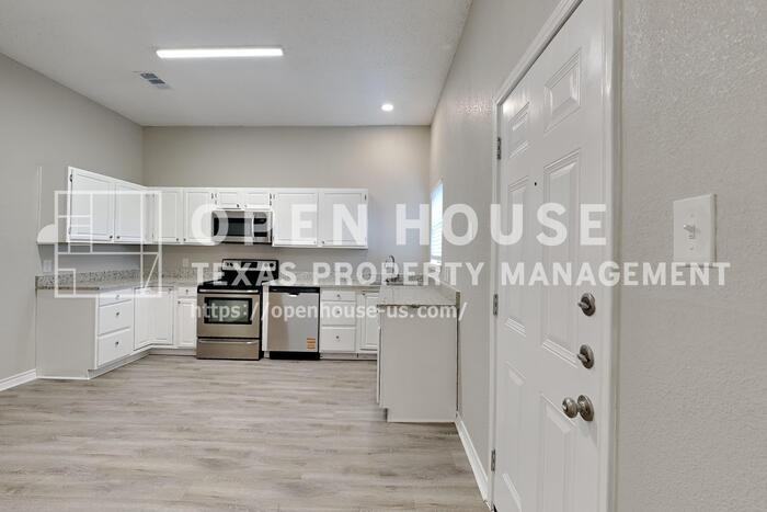 5900 Stone Meadow Ln - Photo 6 of 20