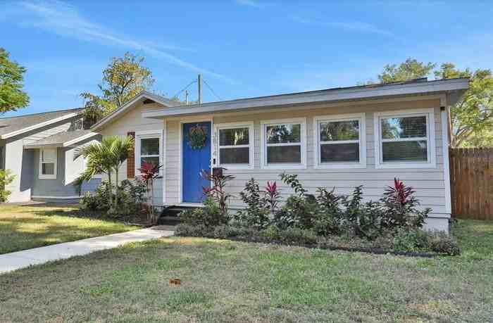 3814 6th Ave N - Photo 2 of 28