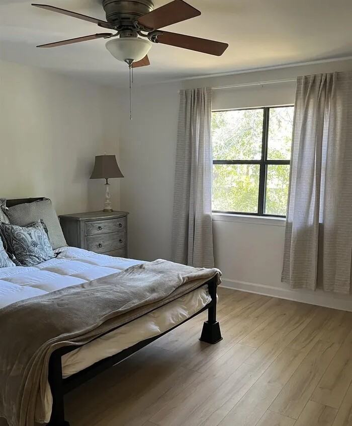 320 Volanta Ave #320 - Photo 6 of 8