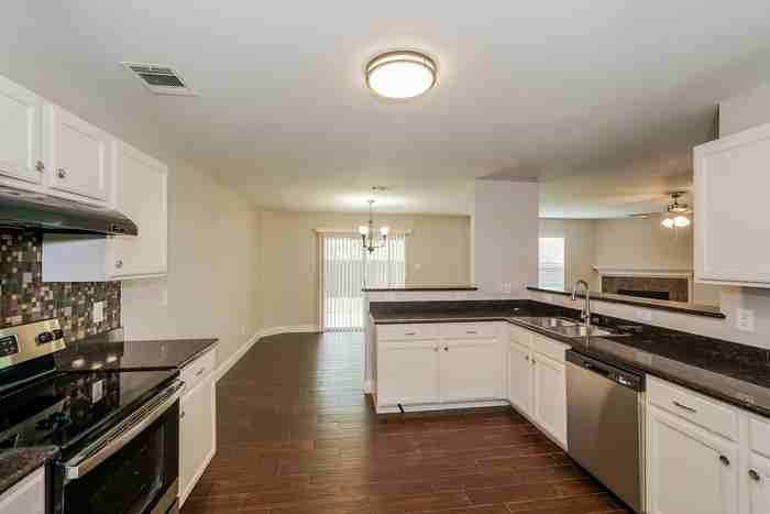 1848 Village Park Trl - Photo 7 of 16