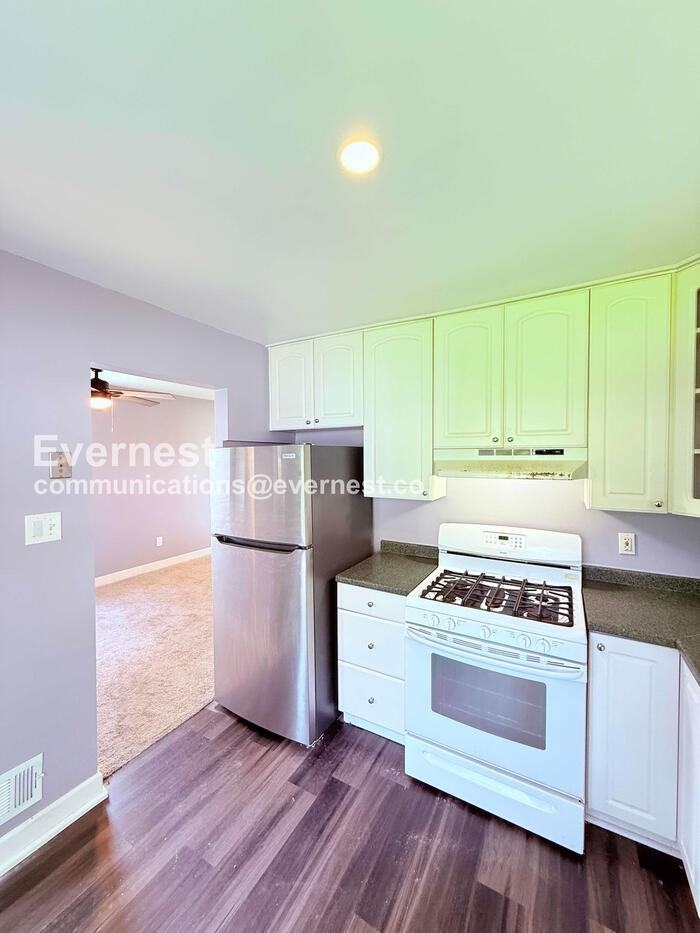 25107 Rosenbusch Blvd - Photo 3 of 26