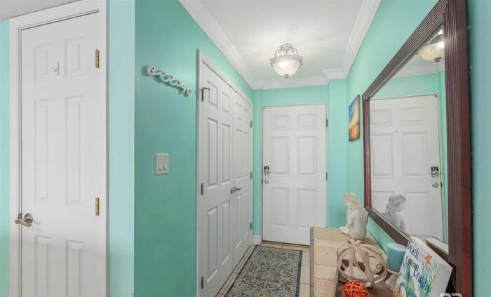 615 W Beach Blvd #615 - Photo 5 of 10