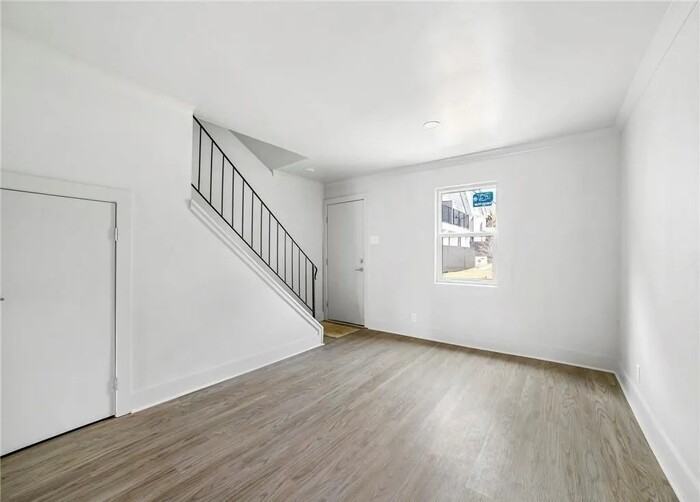 3655 Old Shell Rd #3655 - Photo 3 of 11