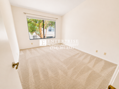 26075 Las Flores #B - Photo 5 of 11