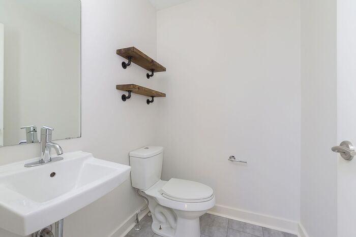 2011 Bellefontaine St - Photo 7 of 25