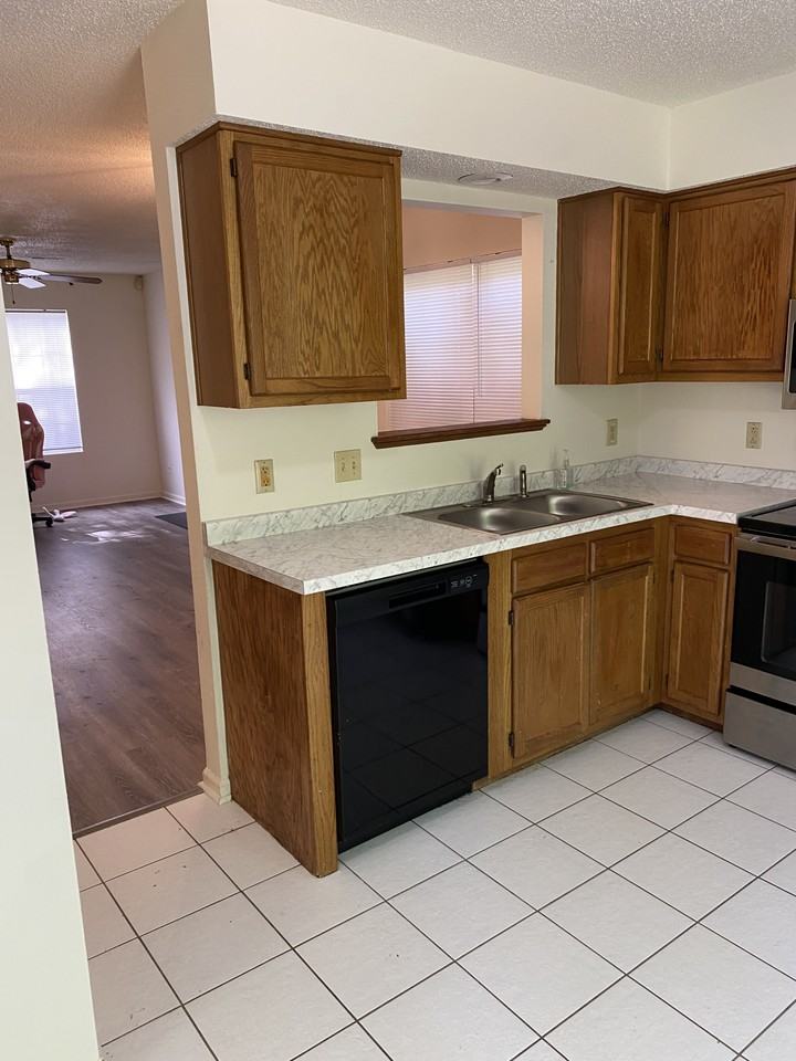 339 Windy Ridge Ln #NA - Photo 3 of 16