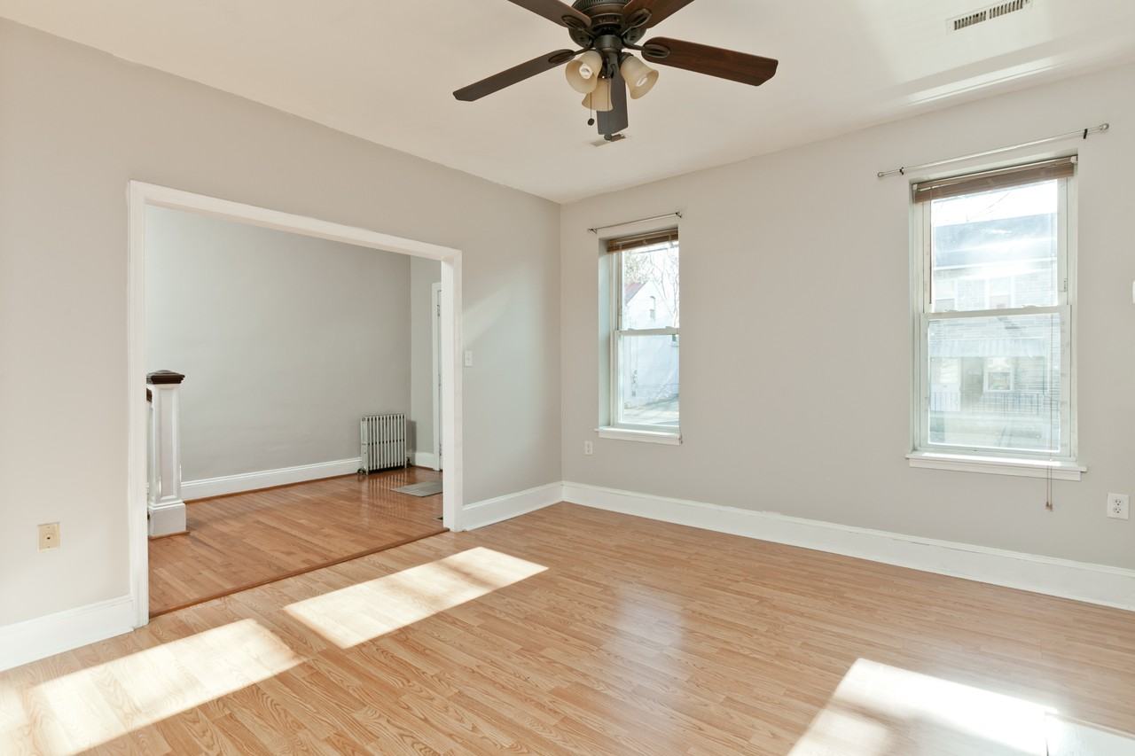 23 S Jefferson St #1 - Photo 5 of 27